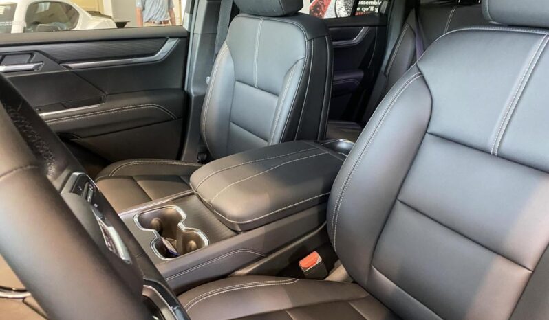 
								2025 GMC Acadia Awd Elevation full									