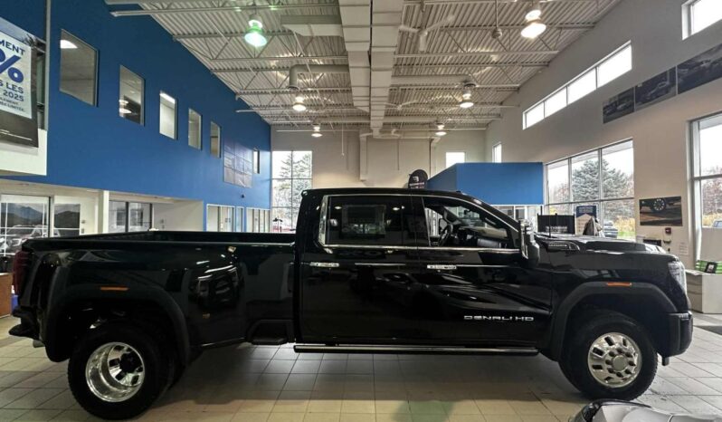 
								2026 GMC Sierra 3500 4wd Crew Cab Long full									