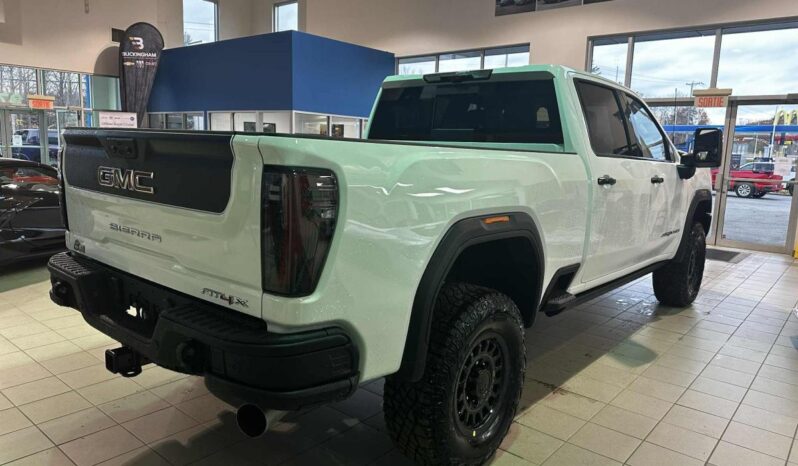 
								2026 GMC Sierra 2500 Crew Cab Standard full									