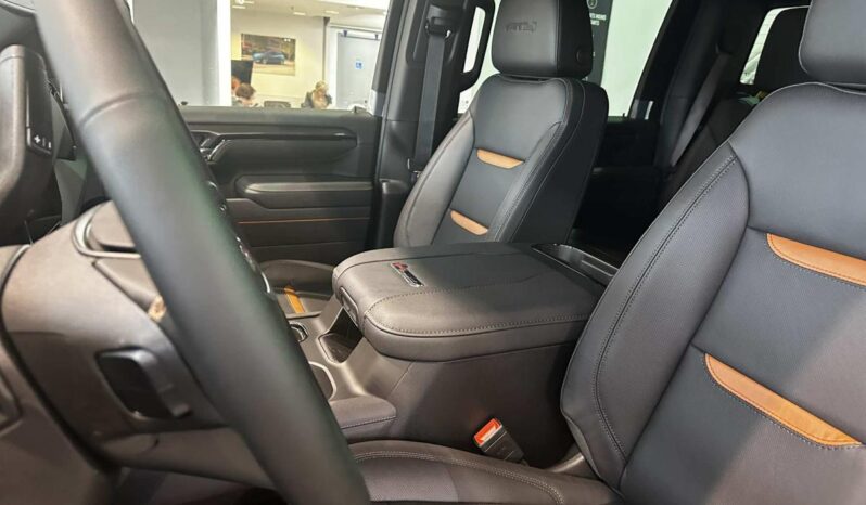 
								2026 GMC Sierra 2500 Crew Cab Standard full									