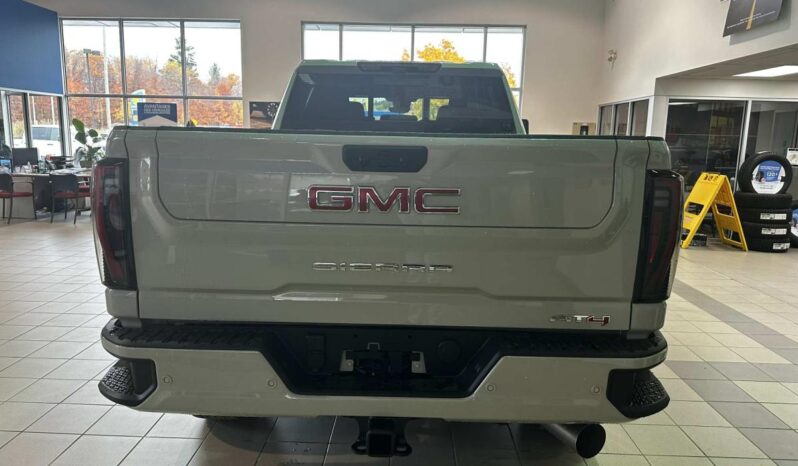 
								2026 GMC Sierra 2500 Crew Cab Standard full									