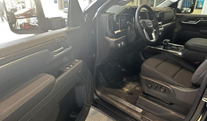 
								2026 GMC Sierra 1500 Crew Cab Standard full									