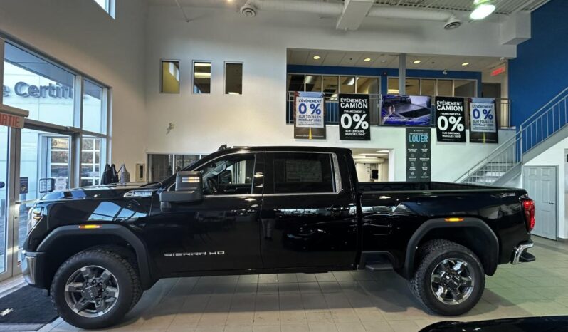 
								2026 GMC Sierra 2500 Crew Cab Standard full									