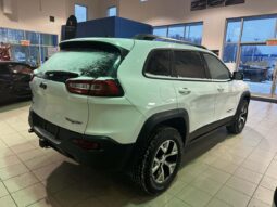 
										2015 Jeep Cherokee 4×4 Trailhawk full									