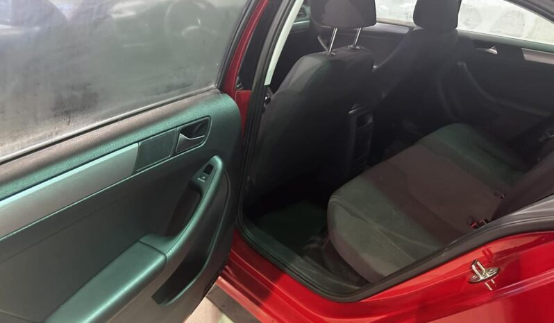 
								2015 Volkswagen Jetta Trendline Plus 2.0 full									