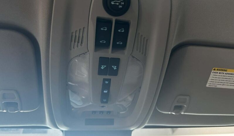 
								2017 Chevrolet Equinox Awd Premier full									