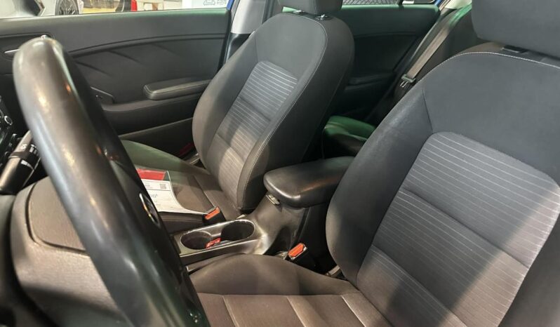 
								2017 Kia Forte Lx – At full									