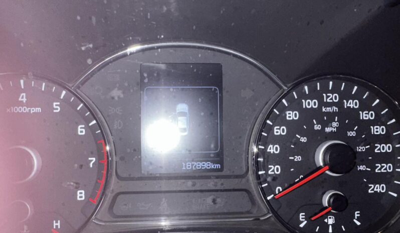 
								2017 Kia Forte Lx – At full									