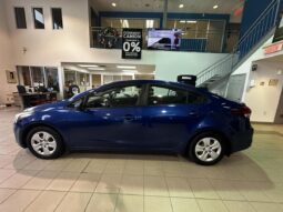 
										2017 Kia Forte Lx – At full									