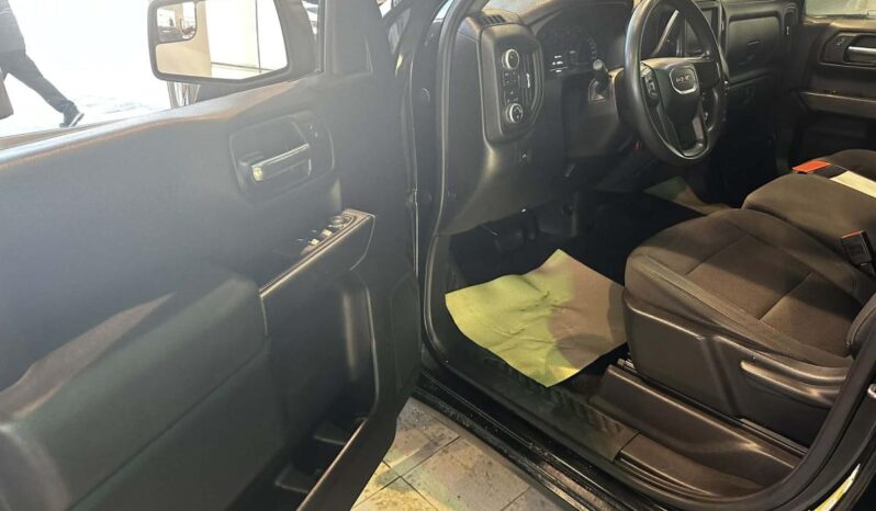 
								2020 GMC Sierra 1500 Crew Cab 4×4 Base full									