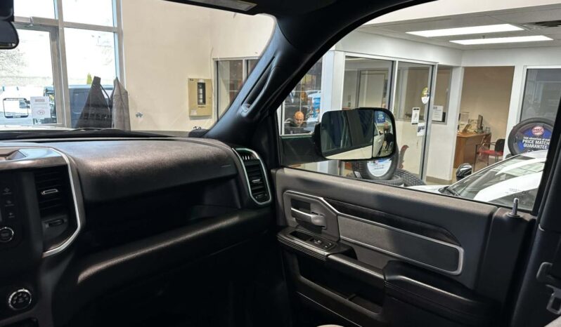 
								2021 RAM 2500 Big Horn 169″ Wb 8 full									