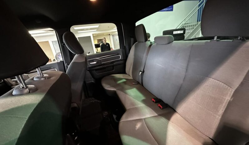 
								2021 RAM 2500 Big Horn 169″ Wb 8 full									