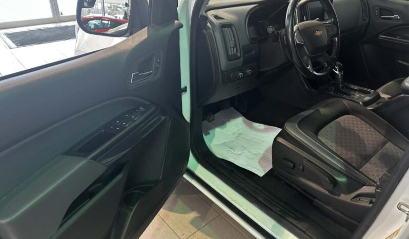 
								2022 Chevrolet Colorado Crew 4×4 Z71 Short full									