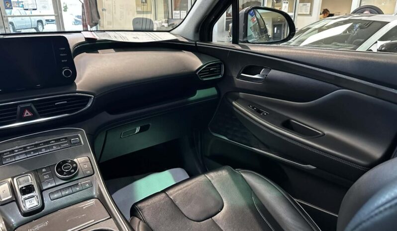 
								2022 Hyundai Santa Fe Plug-In Hybrid Luxury full									