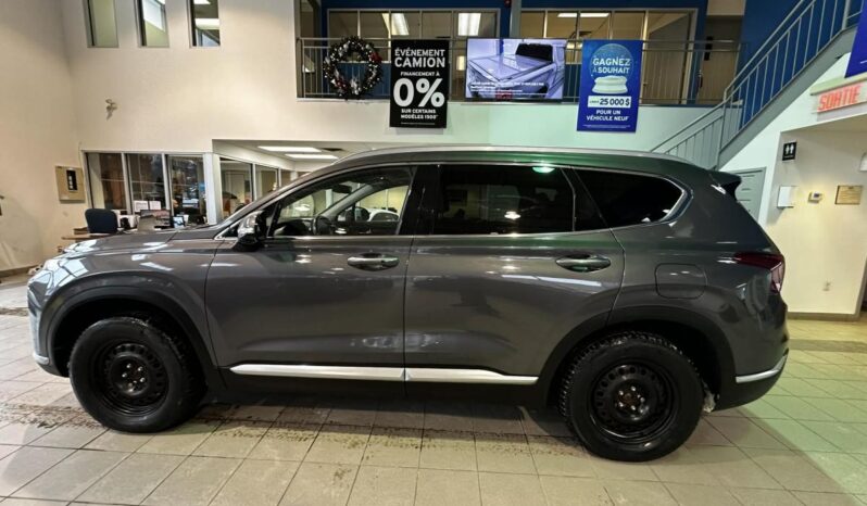 
								2022 Hyundai Santa Fe Plug-In Hybrid Luxury full									