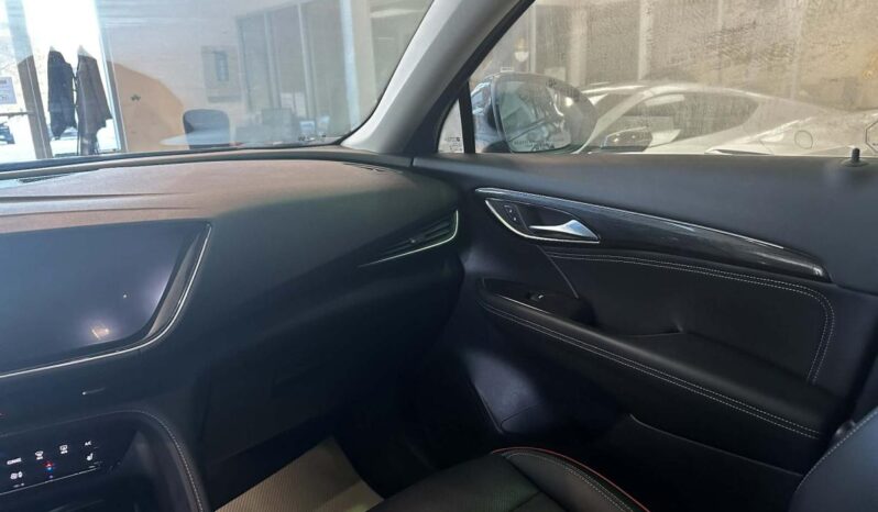 
								2023 Buick Envision Essence Awd full									