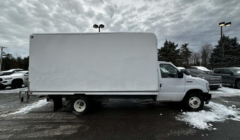 
								2023 Ford E-series E-450 Drw full									