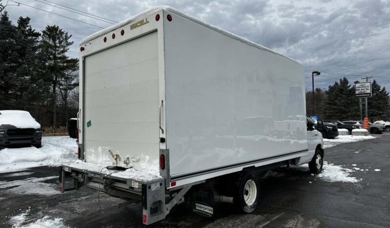 
								2023 Ford E-series E-450 Drw full									