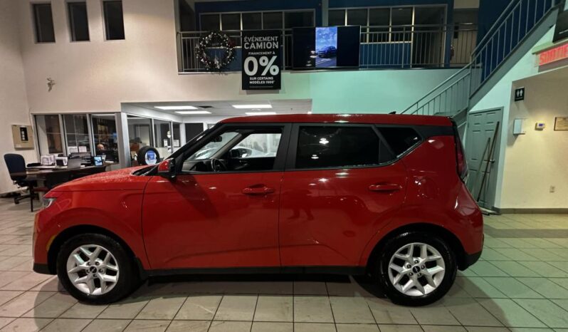 
								2023 Kia Soul Ex Ivt full									