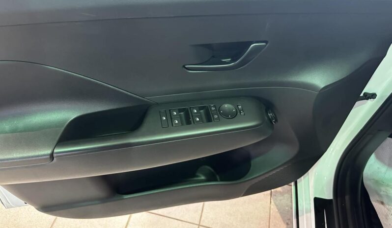 
								2024 Hyundai Kona Electric Preferred Fwd full									