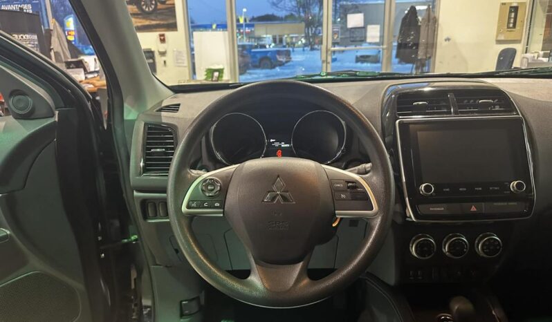 
								2024 Mitsubishi RVR Se Awc full									