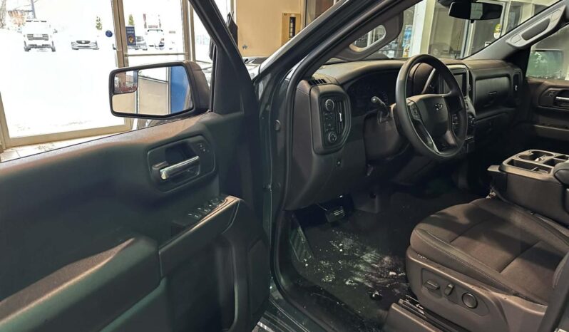 
								2026 Chevrolet Silverado 1500 Crew Cab Standard full									