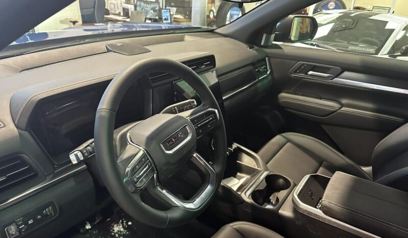 
								2026 GMC Terrain Fwd Elevation full									