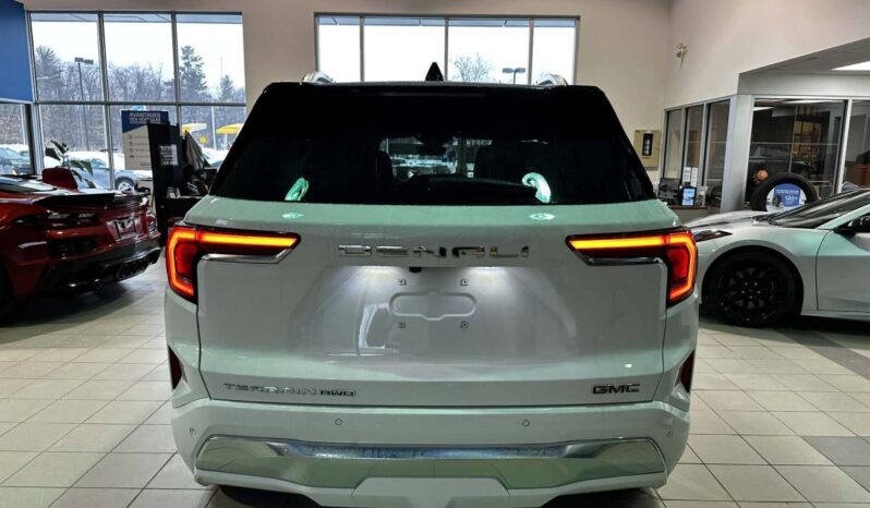 
								2026 GMC Terrain Awd Denali full									