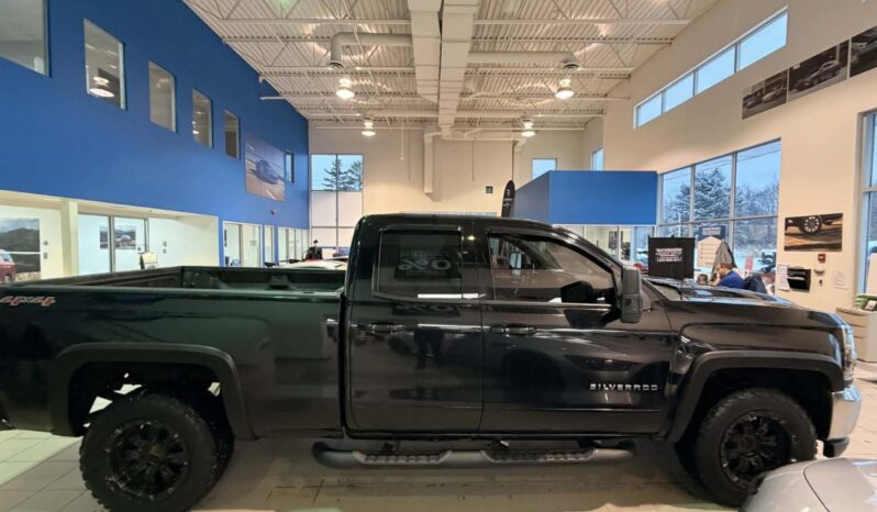 
								2016 Chevrolet Silverado 1500 Double 4×4 Lt full									