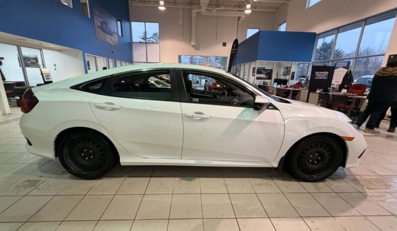 
								2019 Honda Civic Sedan Sport Cvt full									
