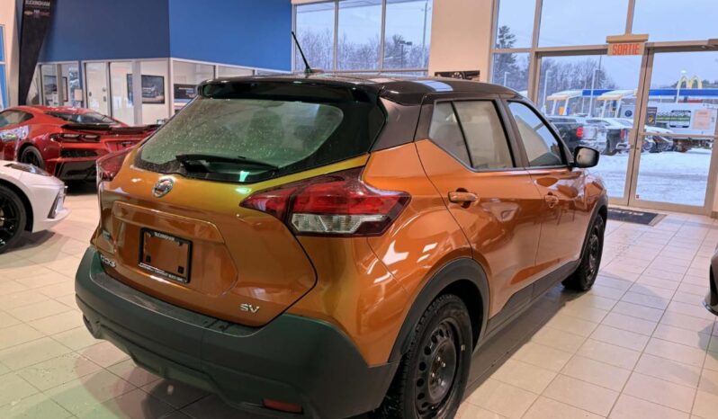 
								2019 Nissan Kicks Sv Cvt full									