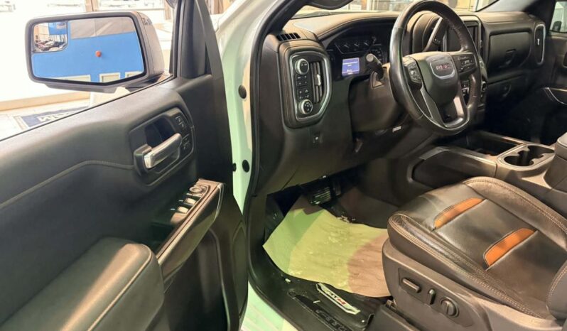 
								2020 GMC Sierra 1500 Crew Cab 4×4 At4 full									