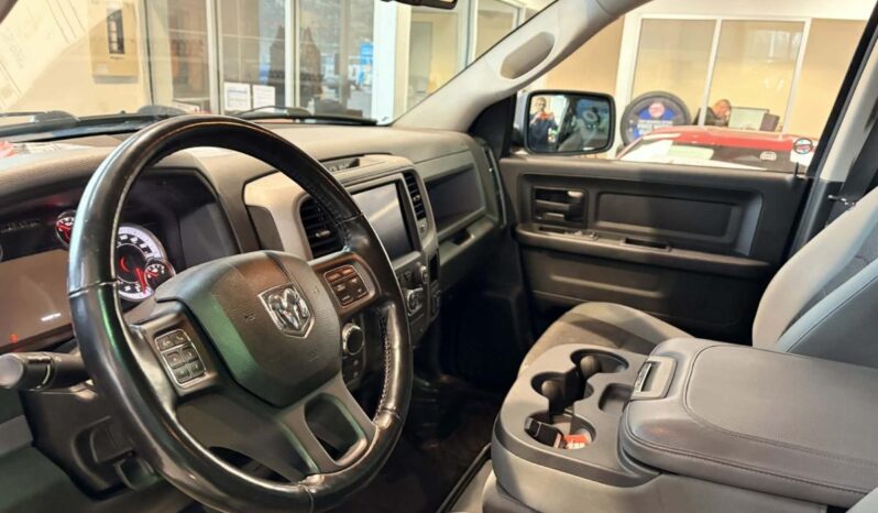 
								2020 RAM 1500 St 140.5″ Wb 5’7 full									