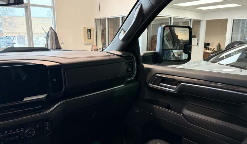 
								2022 Chevrolet Silverado 1500 Crew Cab 4×4 Lt full									