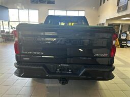 
										2023 Chevrolet Silverado 1500 Crew Cab 4×4 Zr2 full									