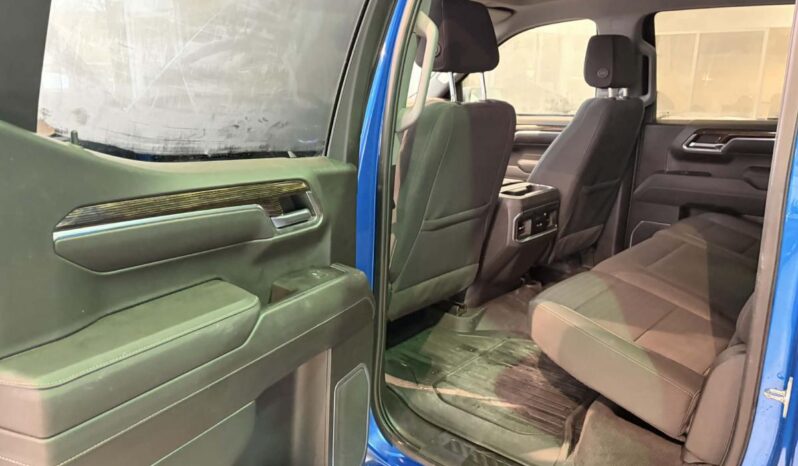 
								2023 GMC Sierra 1500 Elevation full									