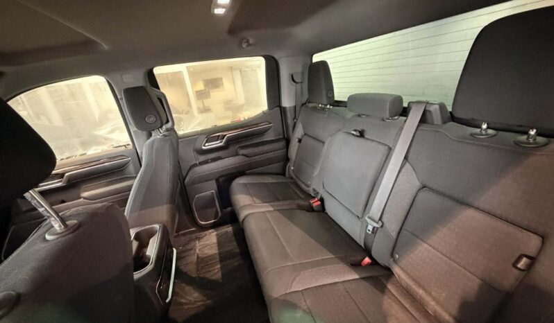 
								2023 GMC Sierra 1500 Elevation full									