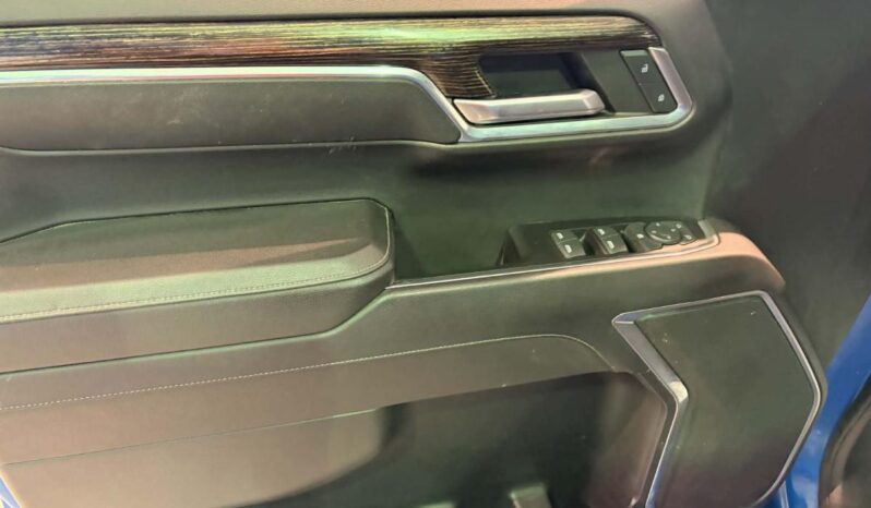 
								2023 GMC Sierra 1500 Elevation full									