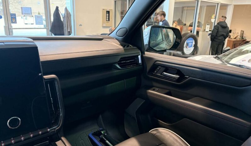 
								2025 GMC Yukon 4wd 4dr At4 Ultimate full									