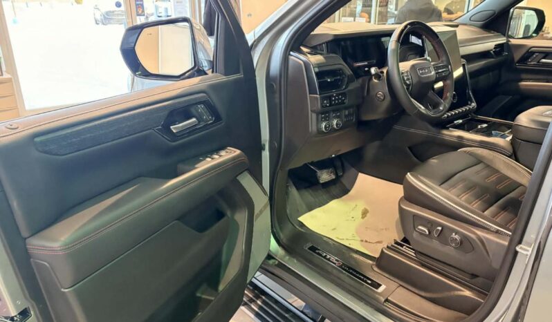 
								2025 GMC Yukon 4wd 4dr At4 Ultimate full									