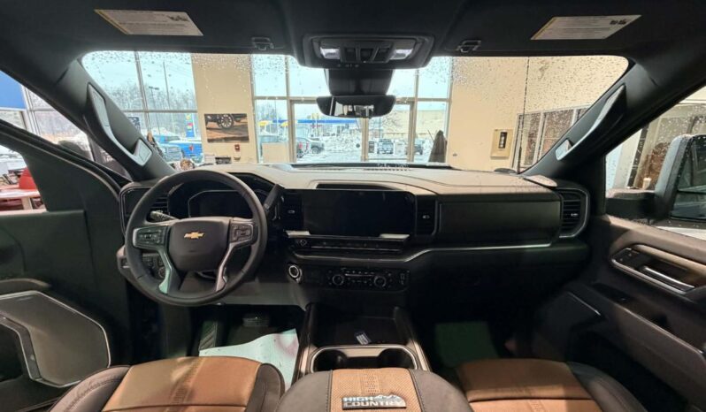 
								2026 Chevrolet Silverado 2500 4wd Crew Cab full									