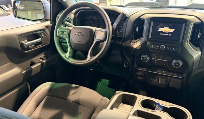 
								2026 Chevrolet Silverado 1500 Crew Cab Standard full									