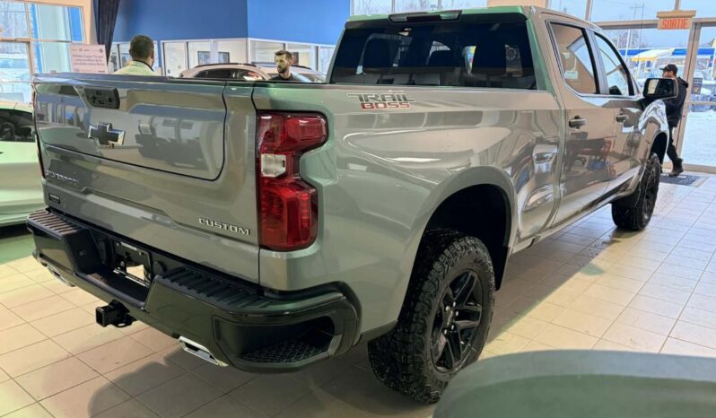 
								2026 Chevrolet Silverado 1500 Crew Cab Standard full									