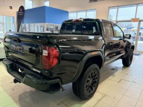 2026 GMC Canyon Crew Cab Short Box 4