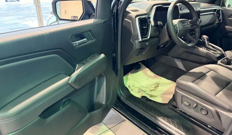 
								2026 GMC Canyon Crew Cab Short Box 4 full									