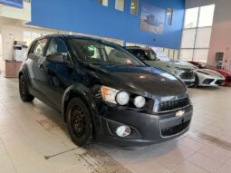 
										2015 Chevrolet Sonic 4 Lt – 5mt full									