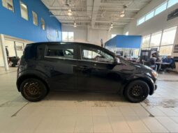 
										2015 Chevrolet Sonic 4 Lt – 5mt full									