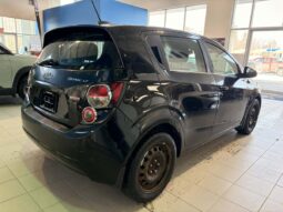 
										2015 Chevrolet Sonic 4 Lt – 5mt full									