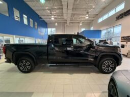 
										2021 GMC Sierra 1500 Crew Cab 4×4 At4 full									