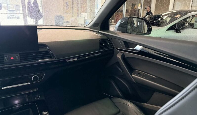 
								2022 Audi Q5 45 2.0t Technik full									